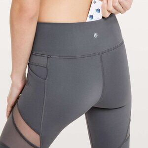 Lululemon Mesh In Motion Crop 23"Inseam Titanium Size 4 Athletic